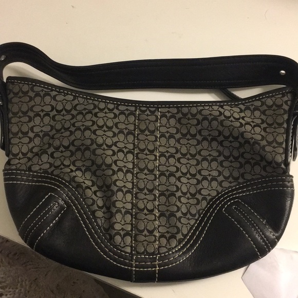 Coach purse - Picture 1 of 3